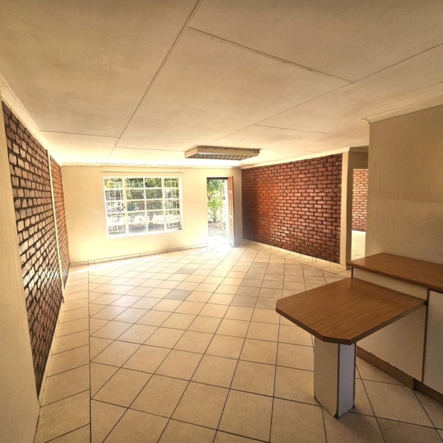To Let 2 Bedroom Property for Rent in Modderfontein AH North West
